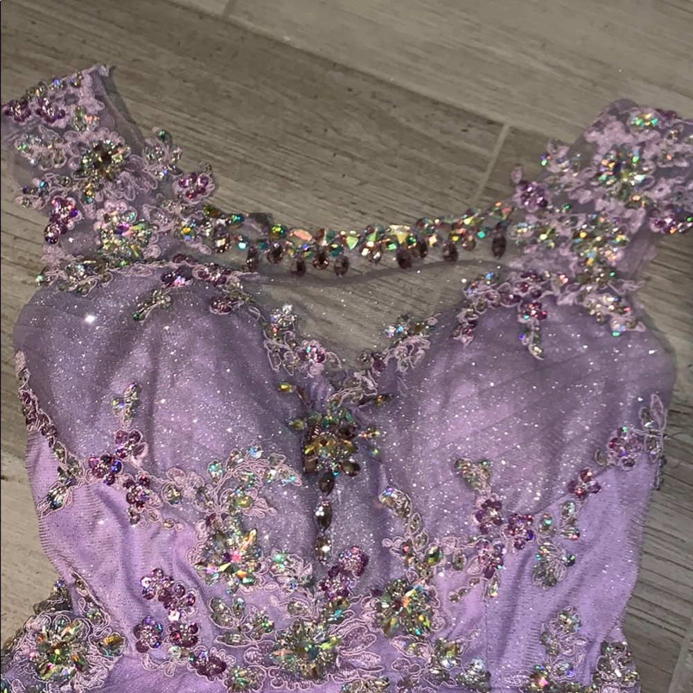 Dress - Picture 7 of 8